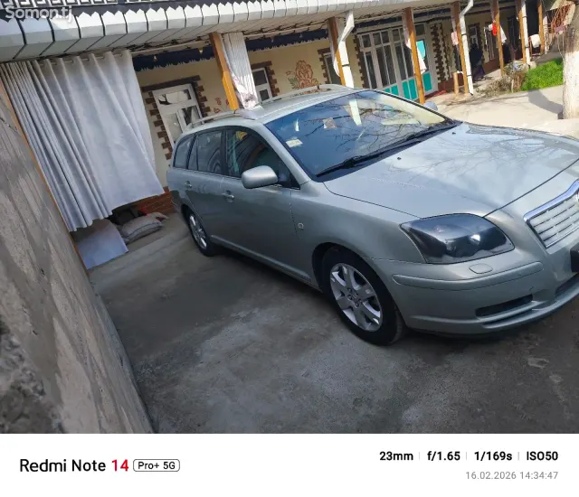 Toyota Avensis 2006 · 1.8 MT