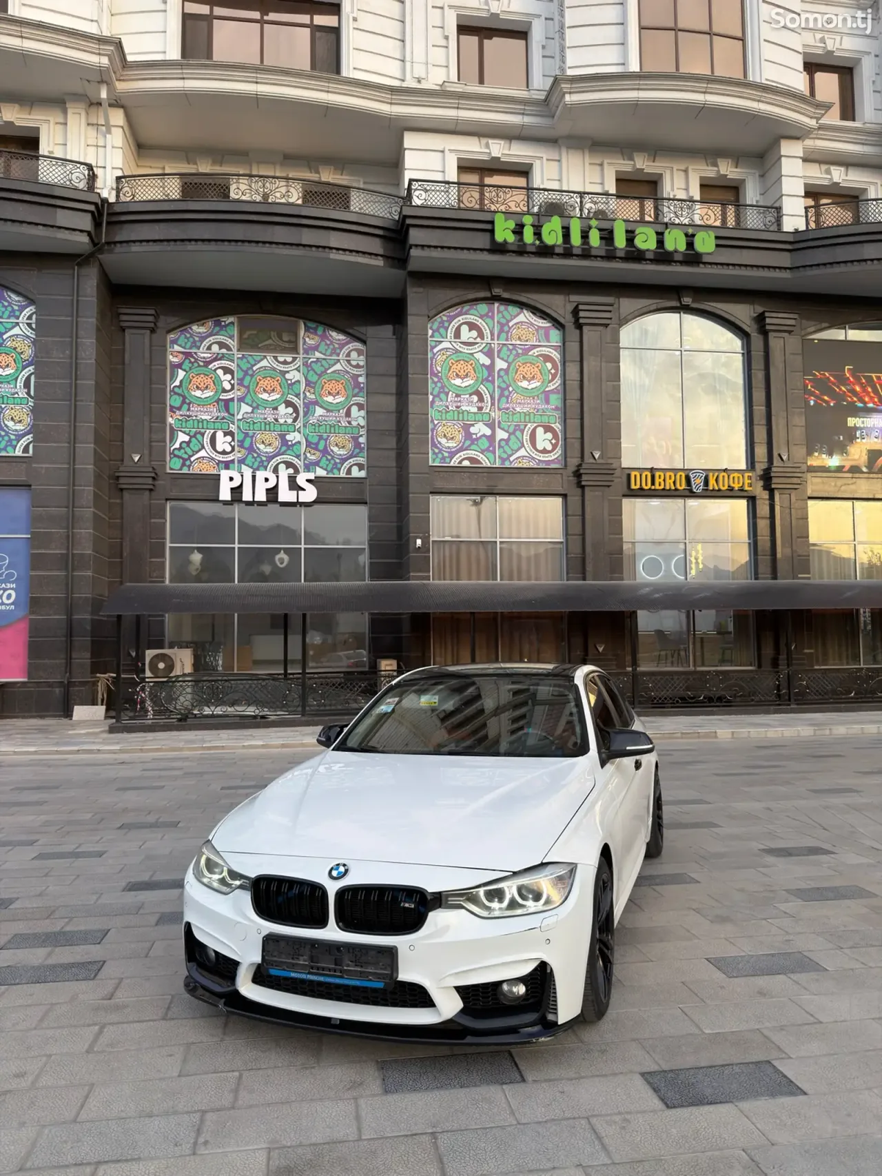 BMW 3 series 2014 · 2.0 AT