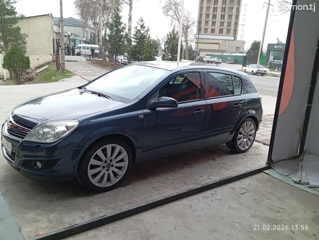 Opel Astra H 2007 · 1.6 MT