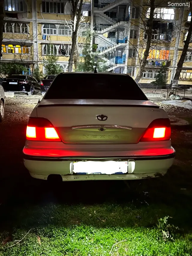 Daewoo Nexia 1996 · 1.6 MT