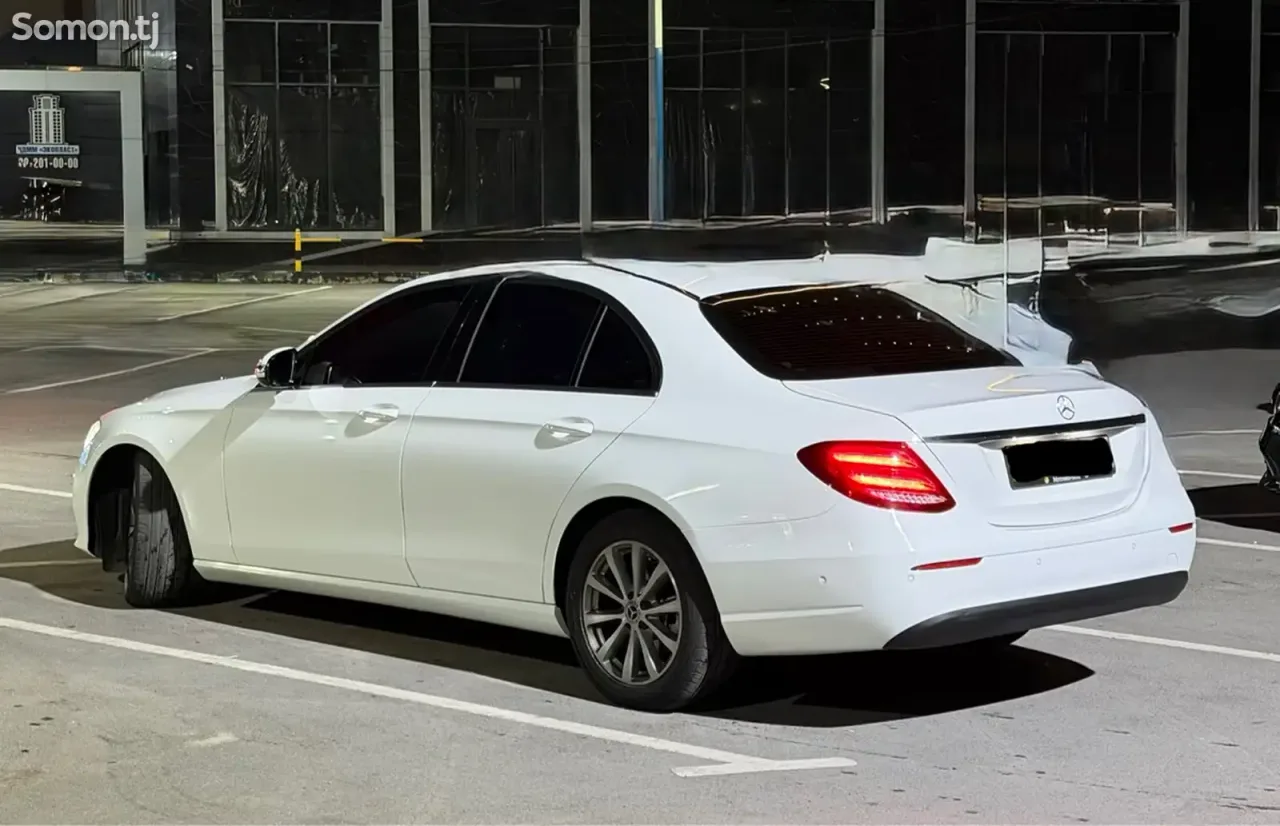 Mercedes-Benz E class 2019 · 2.0 AT