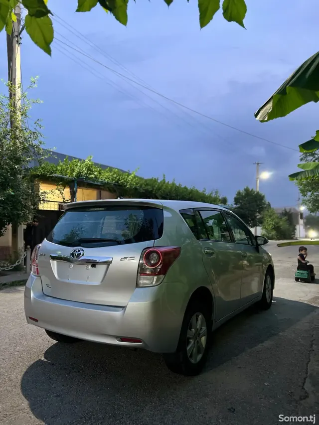 Toyota Verso 2015 · 1.8 AT