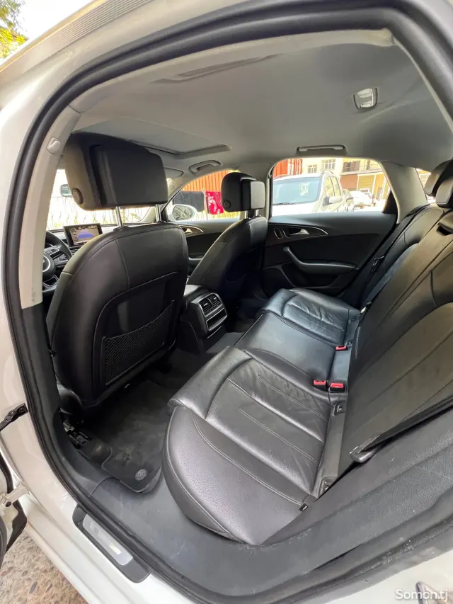 Audi A6 2015 · 2.0 AT