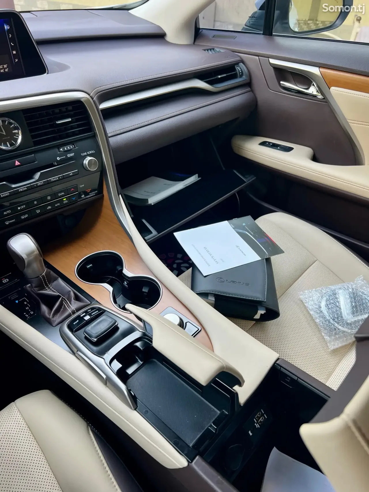 Lexus RX series 2019 · 4.5 AT