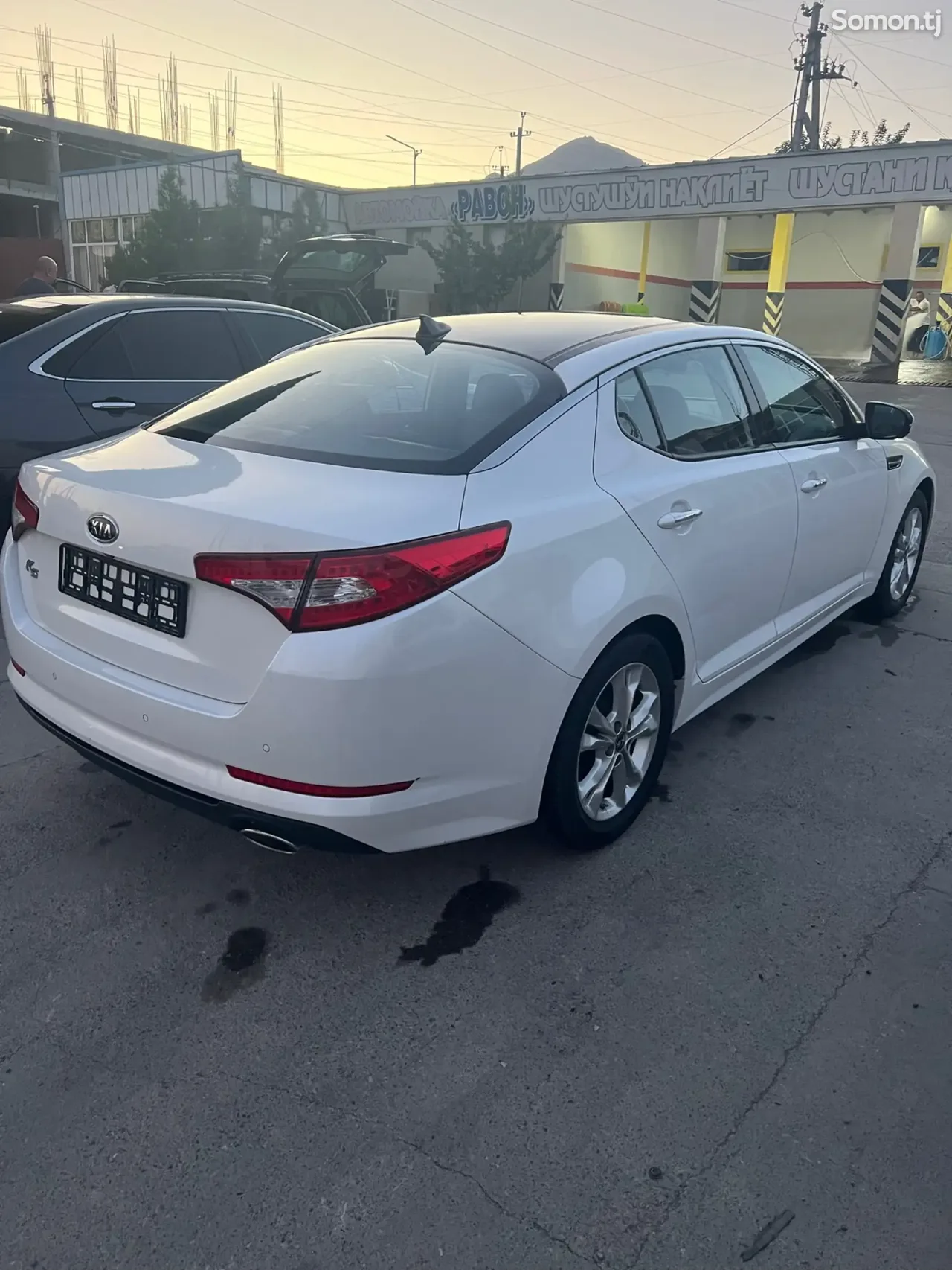 Kia K5 2011 · 2.0 AT