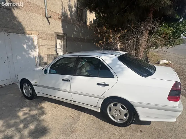 Mercedes-Benz C class 1998 · 1.8 MT