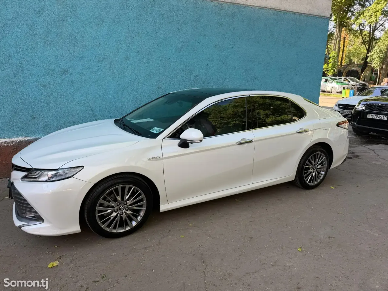 Toyota Camry 2018 · 2.5 AT