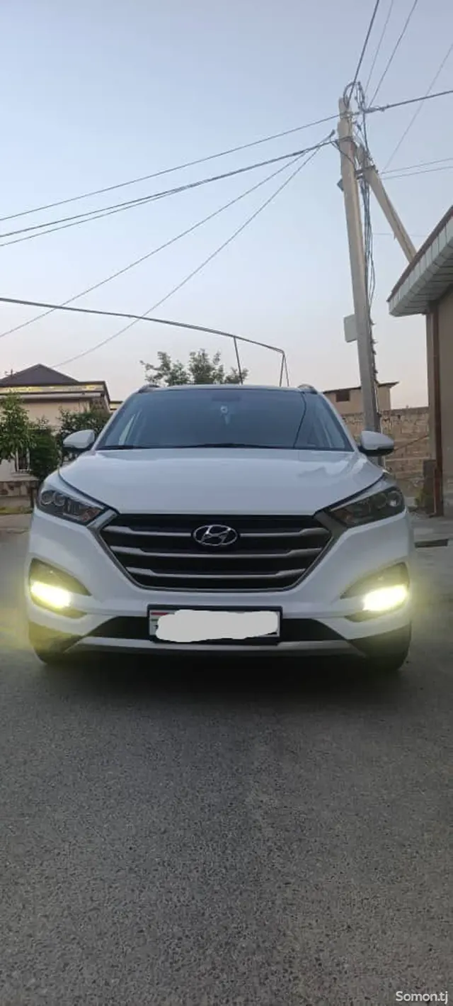 Hyundai Tucson 2016 · 1.7 AT