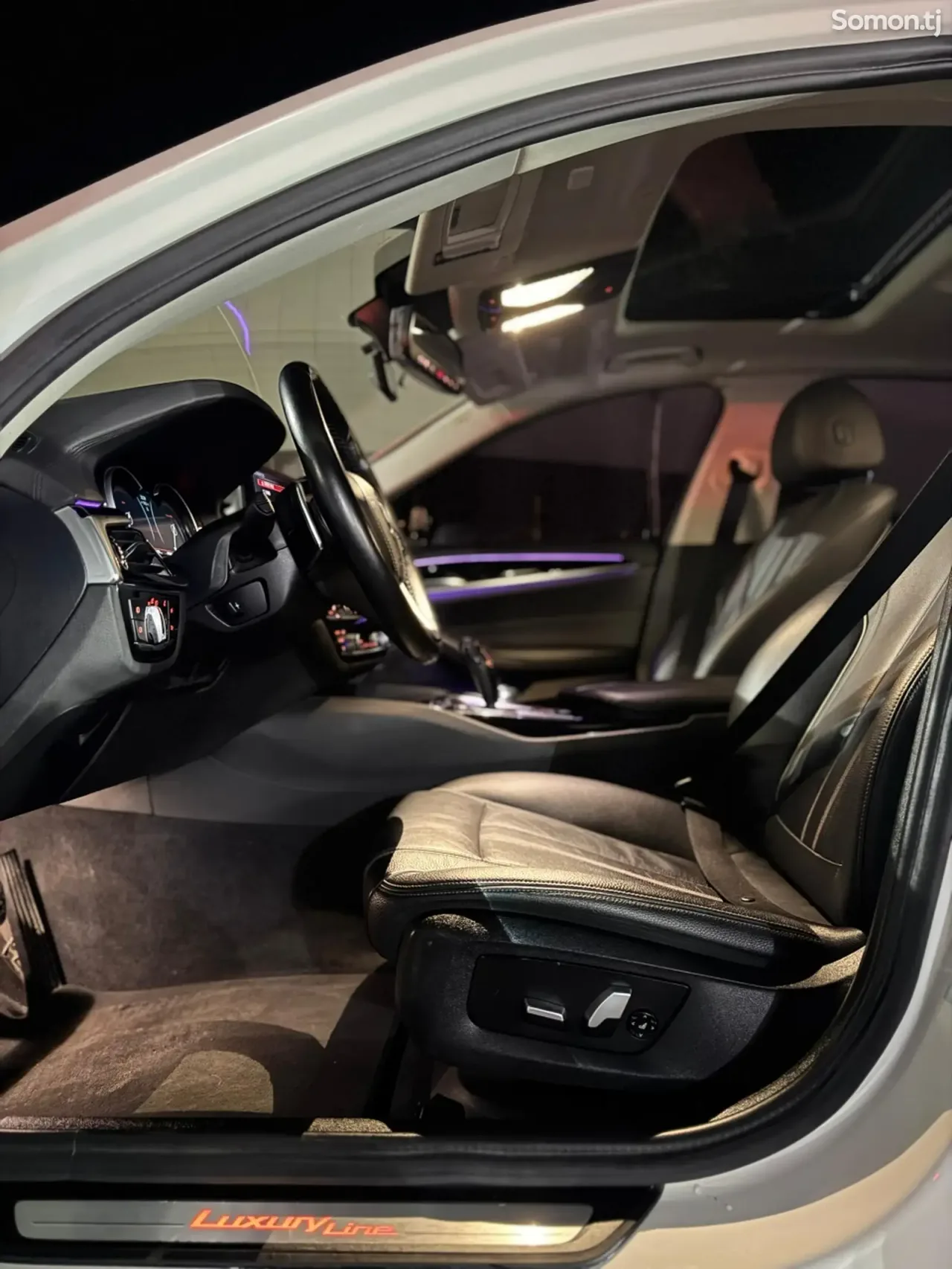 BMW 5 series 2018 · 2.0 AT