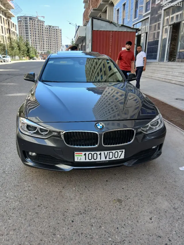 BMW 3 series 2014 · 2.0 AT