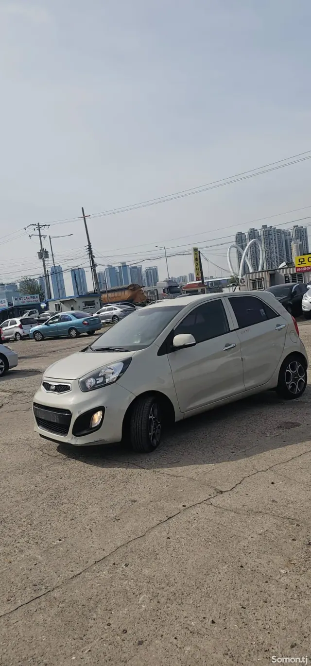Kia Morning 2015 · 1.2 AT