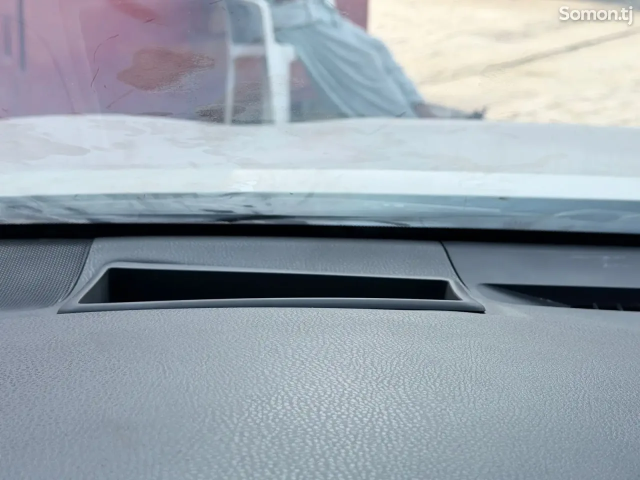 Toyota Camry 2018 · 2.5 AT