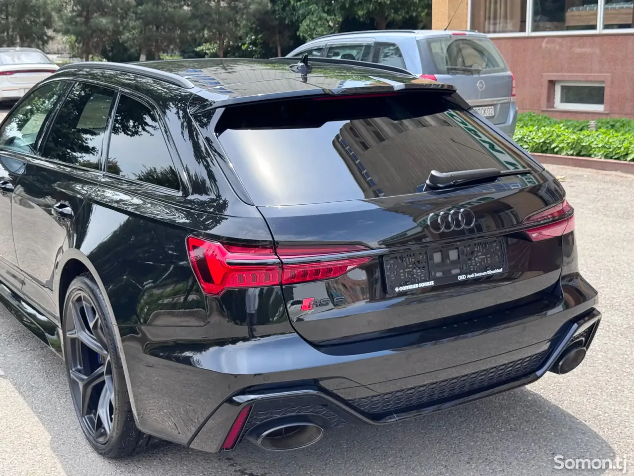 Audi RS6 2026 · 4.0 AT