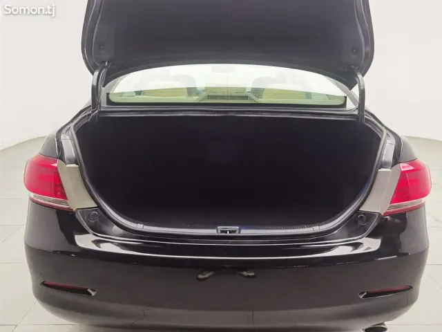 Toyota Camry 2014 · 2.0 AT