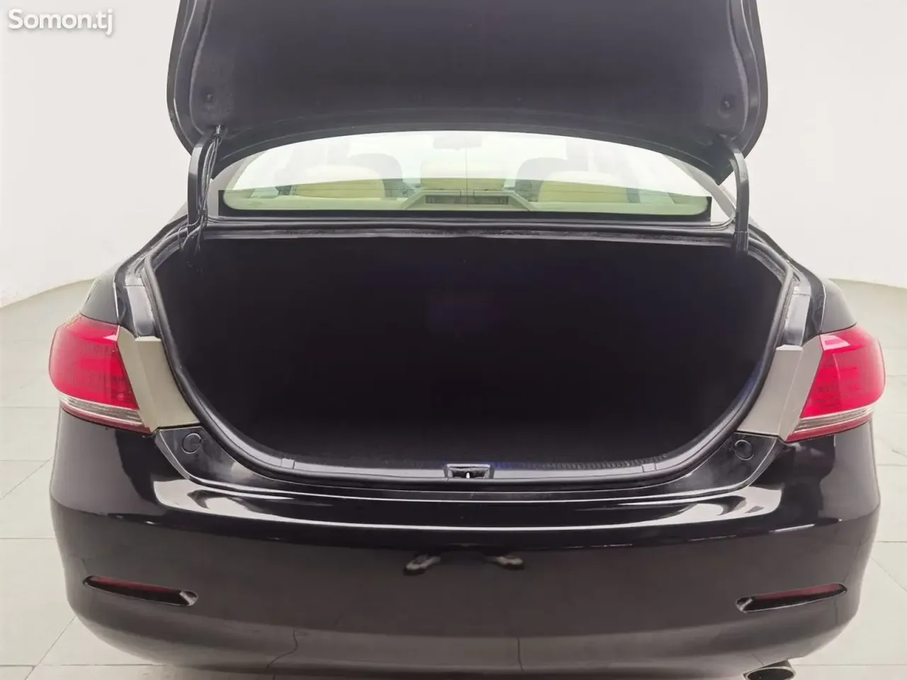 Toyota Camry 2014 · 2.0 AT