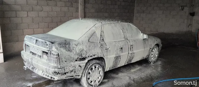 Opel Vectra A 1994 · 1.6 MT