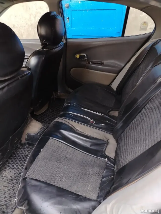 Daewoo Leganza 1997 · 1.8 MT