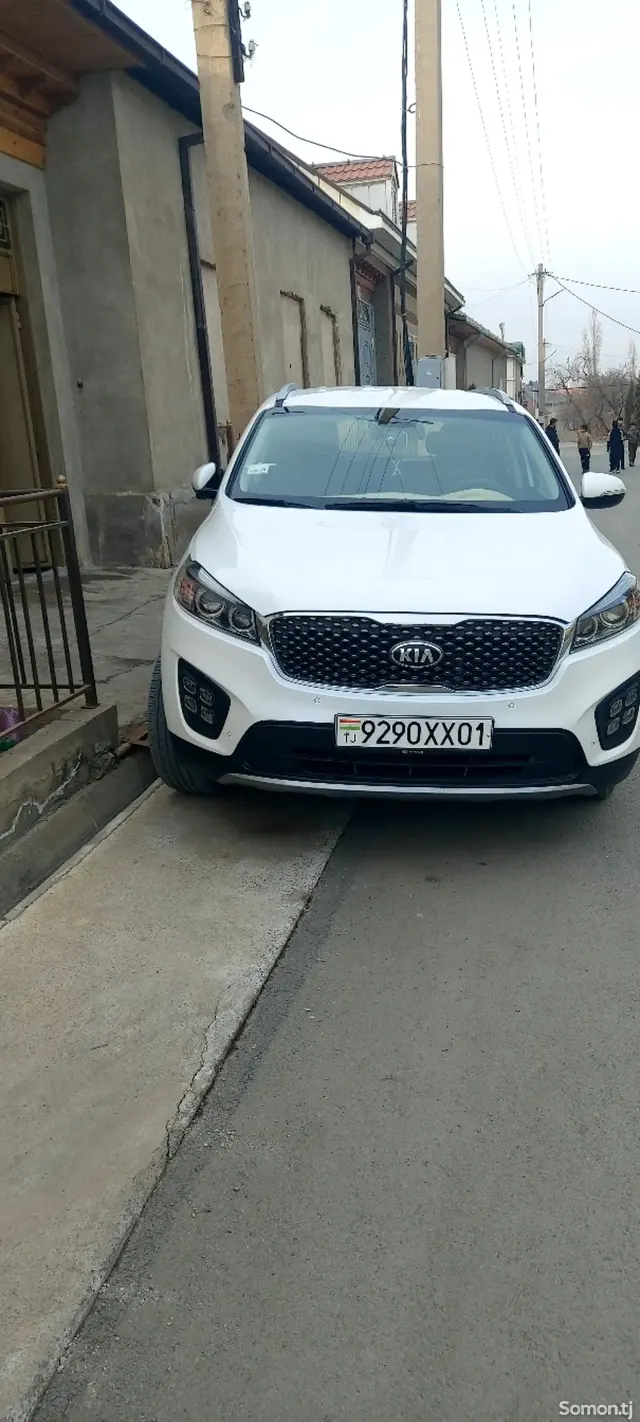 Kia Sorento 2015 · 2.2 AT