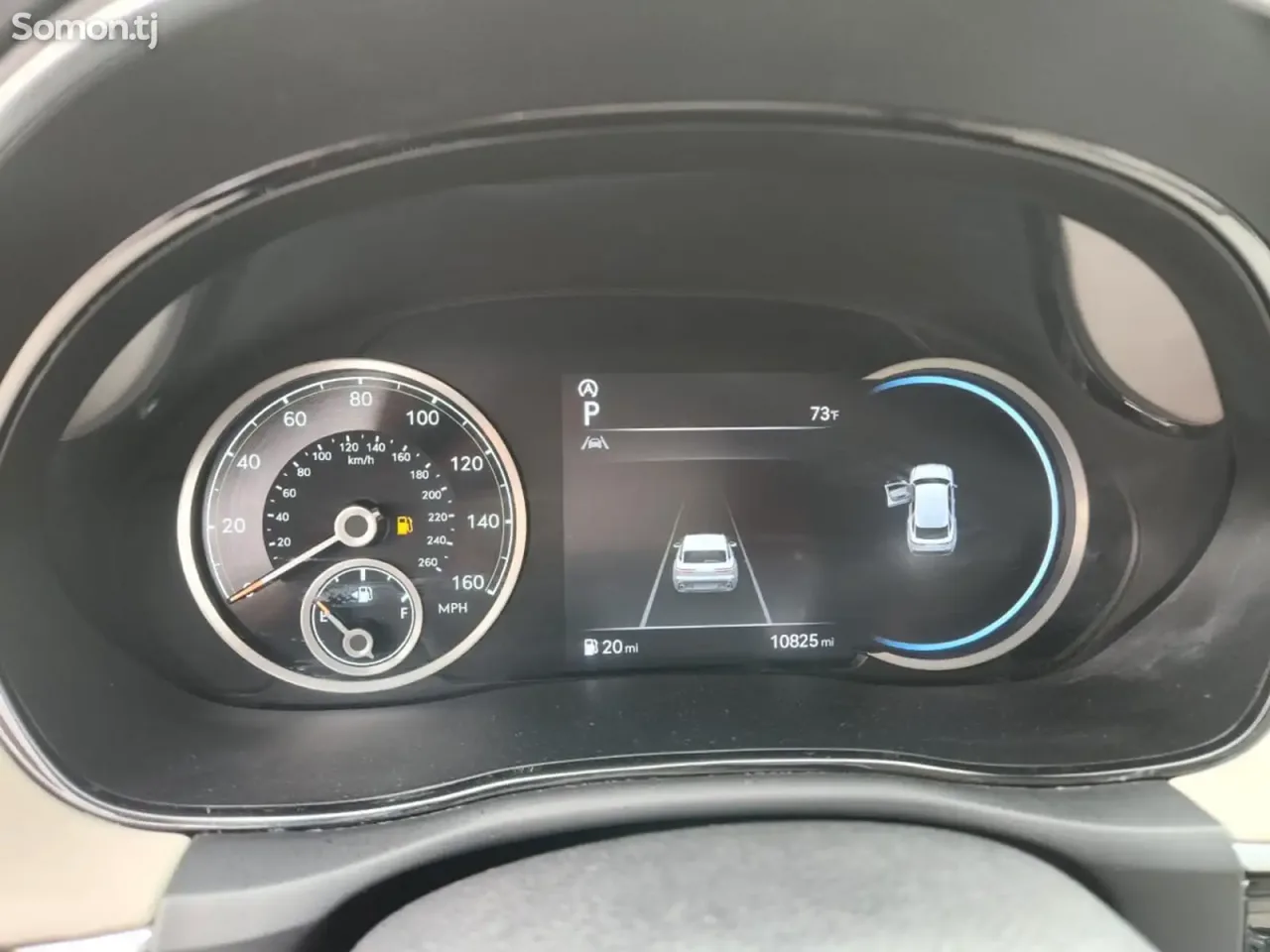 Hyundai Genesis 2024 · 2.5 AT