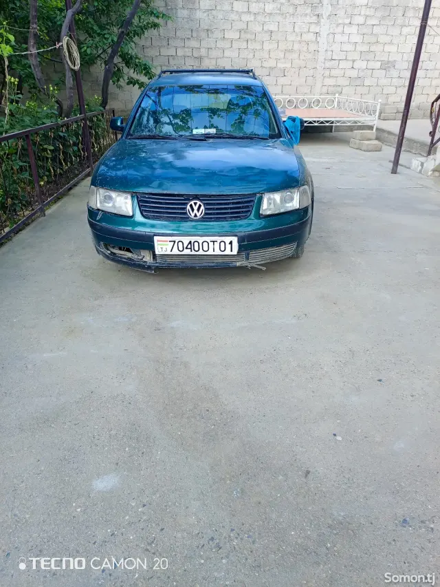 Volkswagen Passat 2000 · MT
