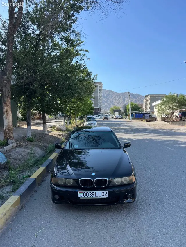 BMW 5 series 2001 · 3.0 AT