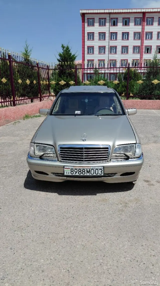 Mercedes-Benz C class 1995 · 1.8 AT