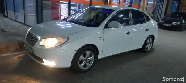 Hyundai Avante 2007 · 1.6 AT