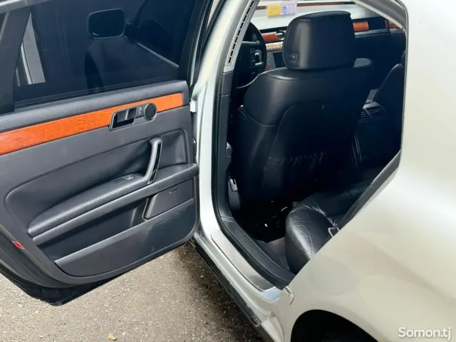 Volkswagen Phaeton 2003 · 3.2 AT