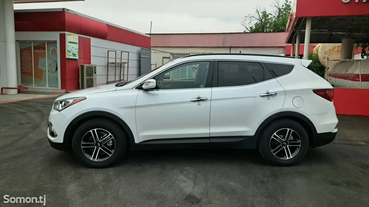 Hyundai Santa Fe 2017 · 2.4 AT