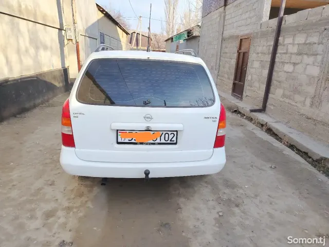 Opel Astra G 1998 · 1.6 MT