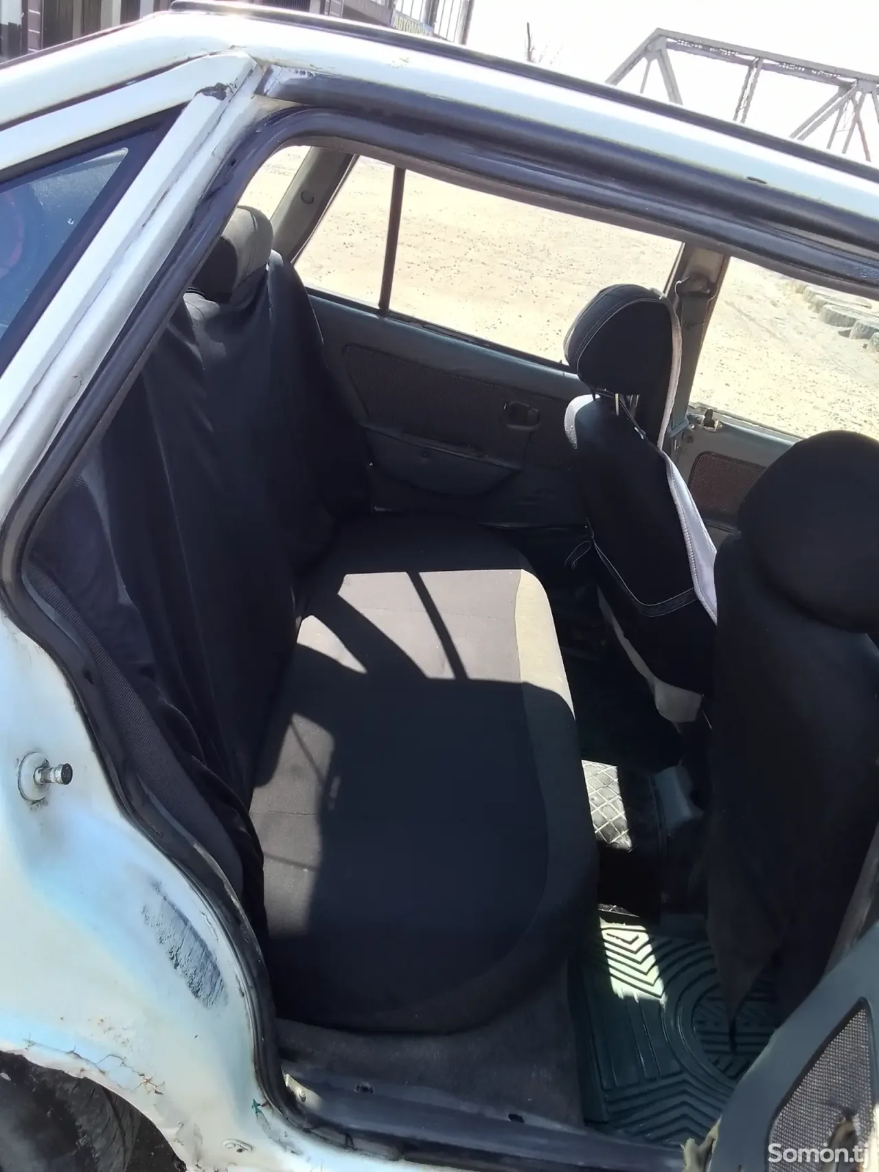 Daewoo Nexia 1995 · 1.5 MT