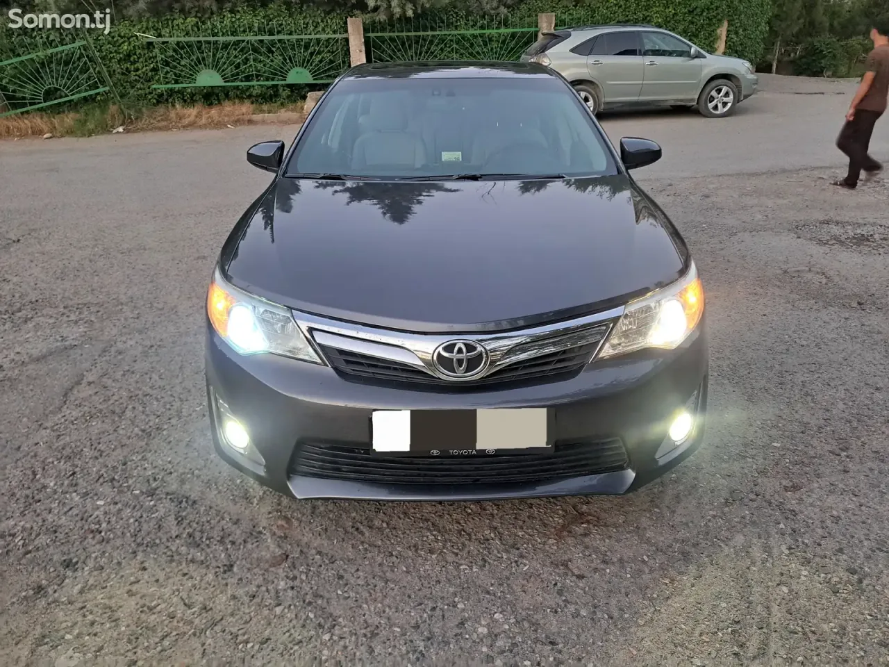 Toyota Camry 2013 · 2.5 AT