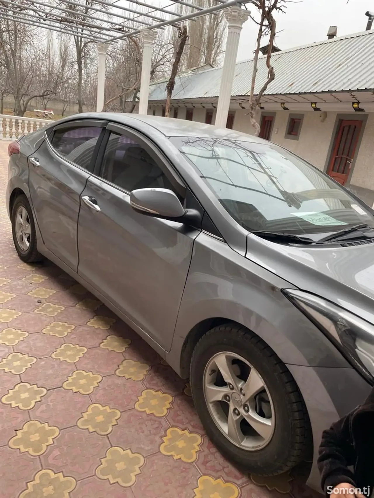 Hyundai Avante 2014 · 1.6 AT