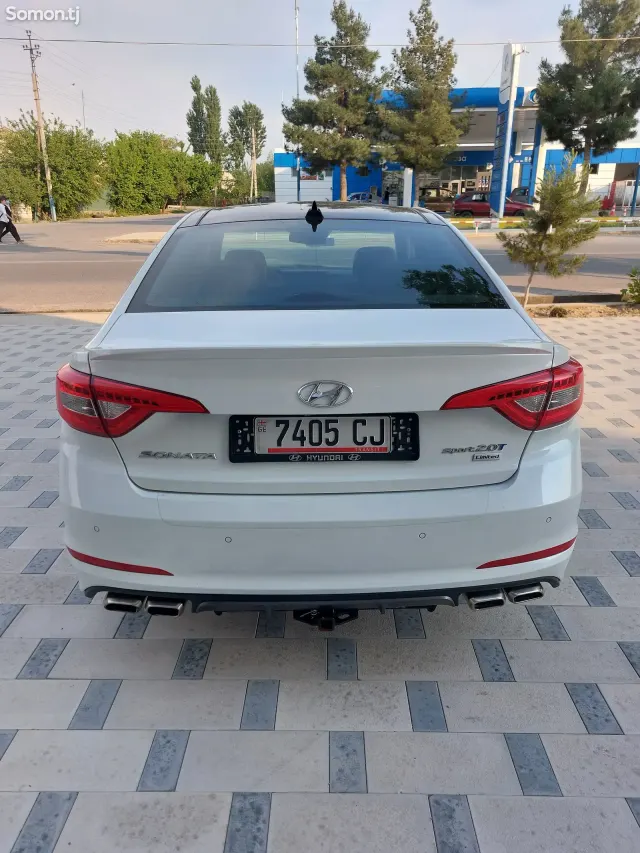 Hyundai Sonata 2015 · 2.0 AT