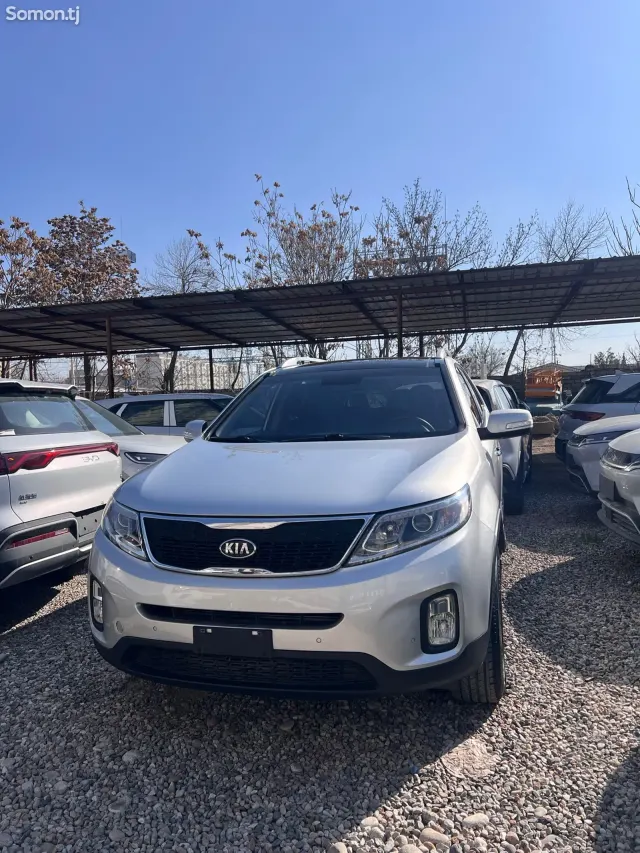 Kia Sorento 2014 · 2.2 AT