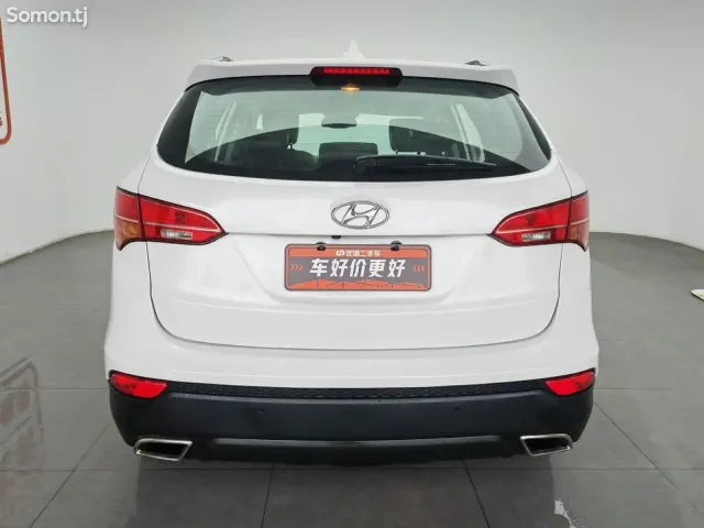 Hyundai Santa Fe 2015 · AT