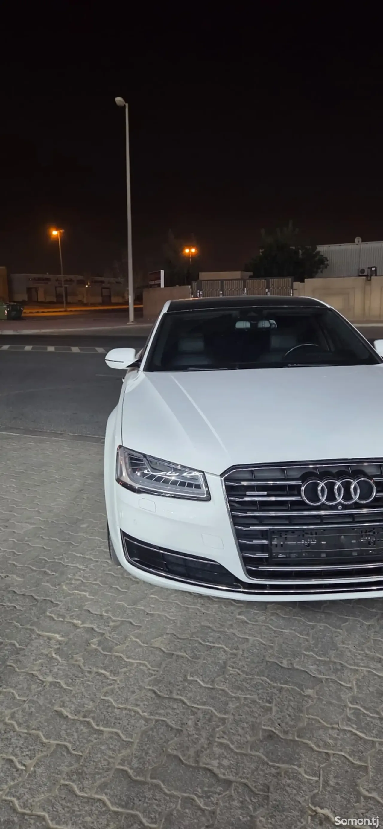 Audi A8 2015 · 3.0 AT
