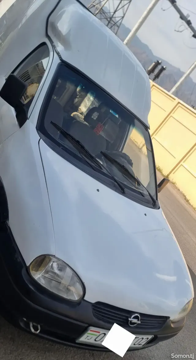 Opel Combo 1999 · 1.6 MT