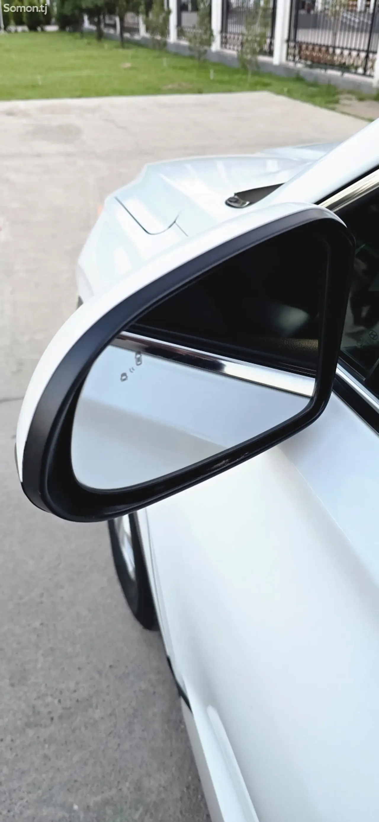 Hyundai Santa Fe 2019 · 2.4 AT