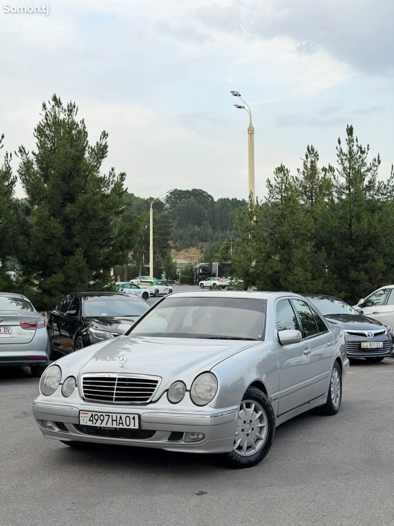 Mercedes-Benz E class 1999 · 2.0 MT