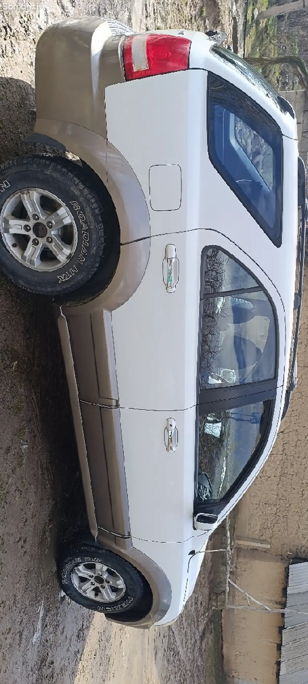 Kia Sorento 2005 · 2.0 MT