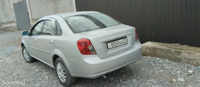 Chevrolet Lacetti 2006 · 1.6 MT