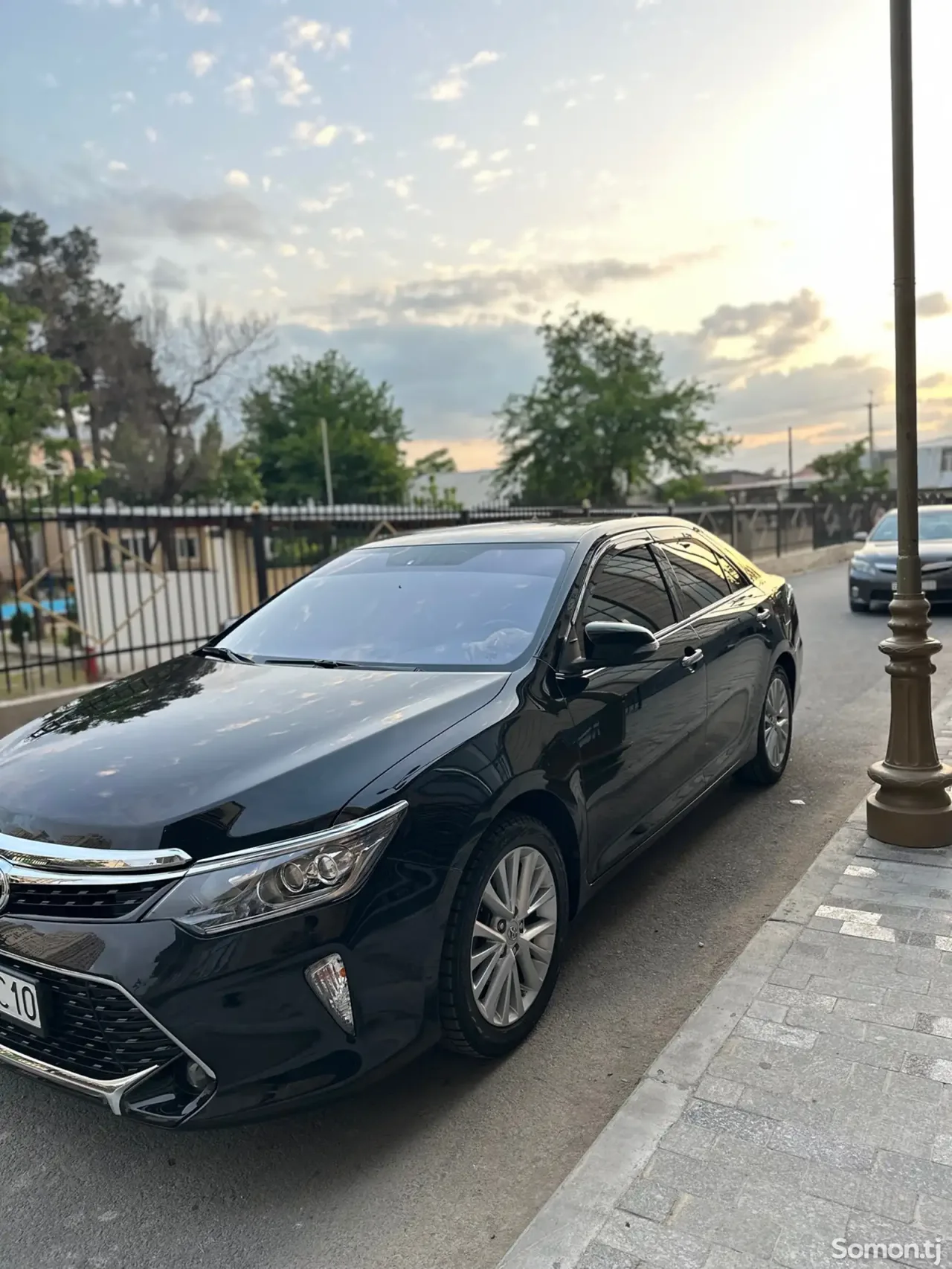 Toyota Camry 2015 · 2.5 AT