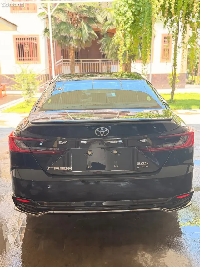 Toyota Camry 2026 · 2.0 AT