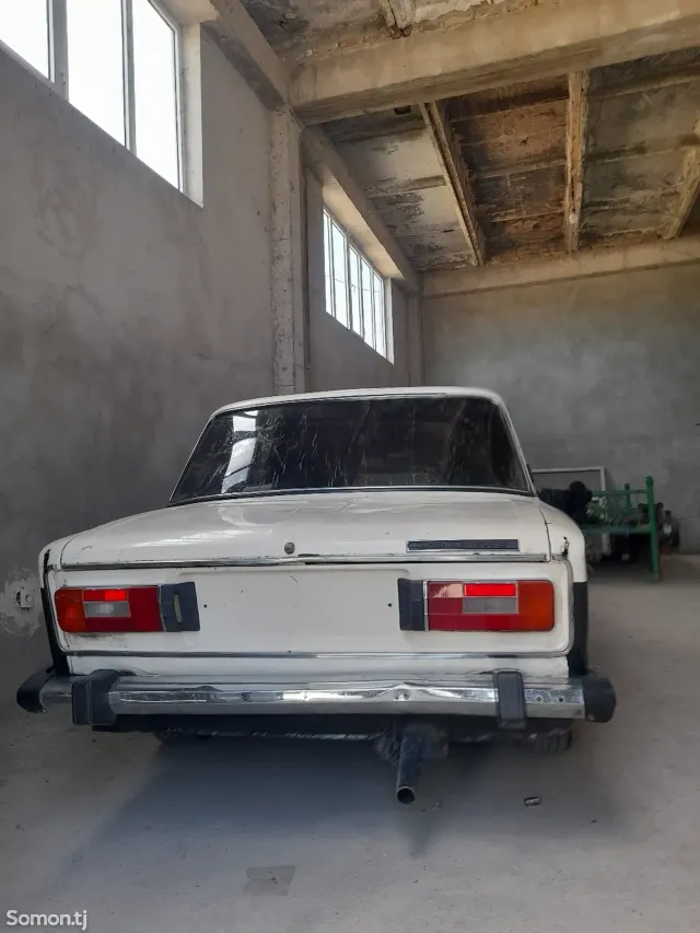 Lada (ВАЗ) 2106 1990 · 0.6 MT