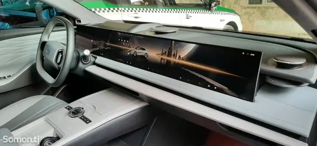 Geely Galaxy E8 2024 · AT