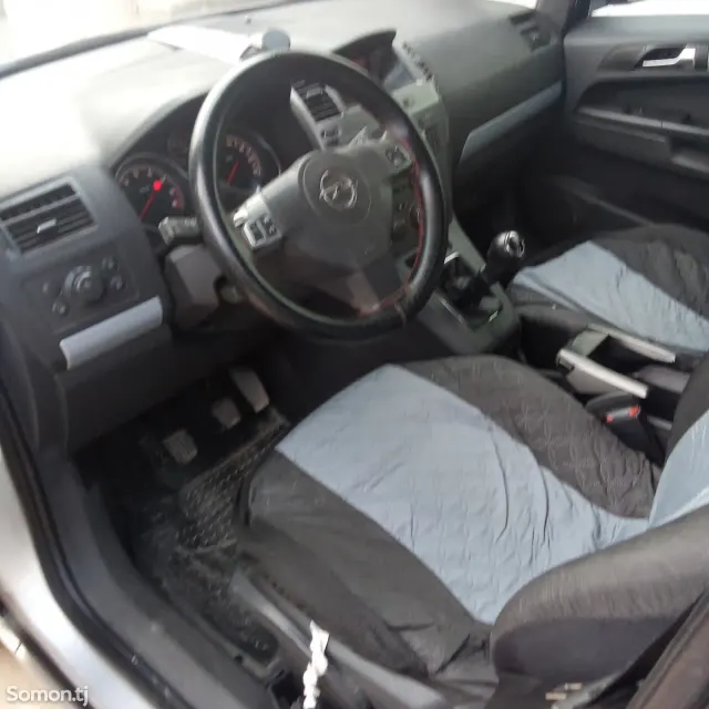 Opel Astra H 2007 · 1.8 MT