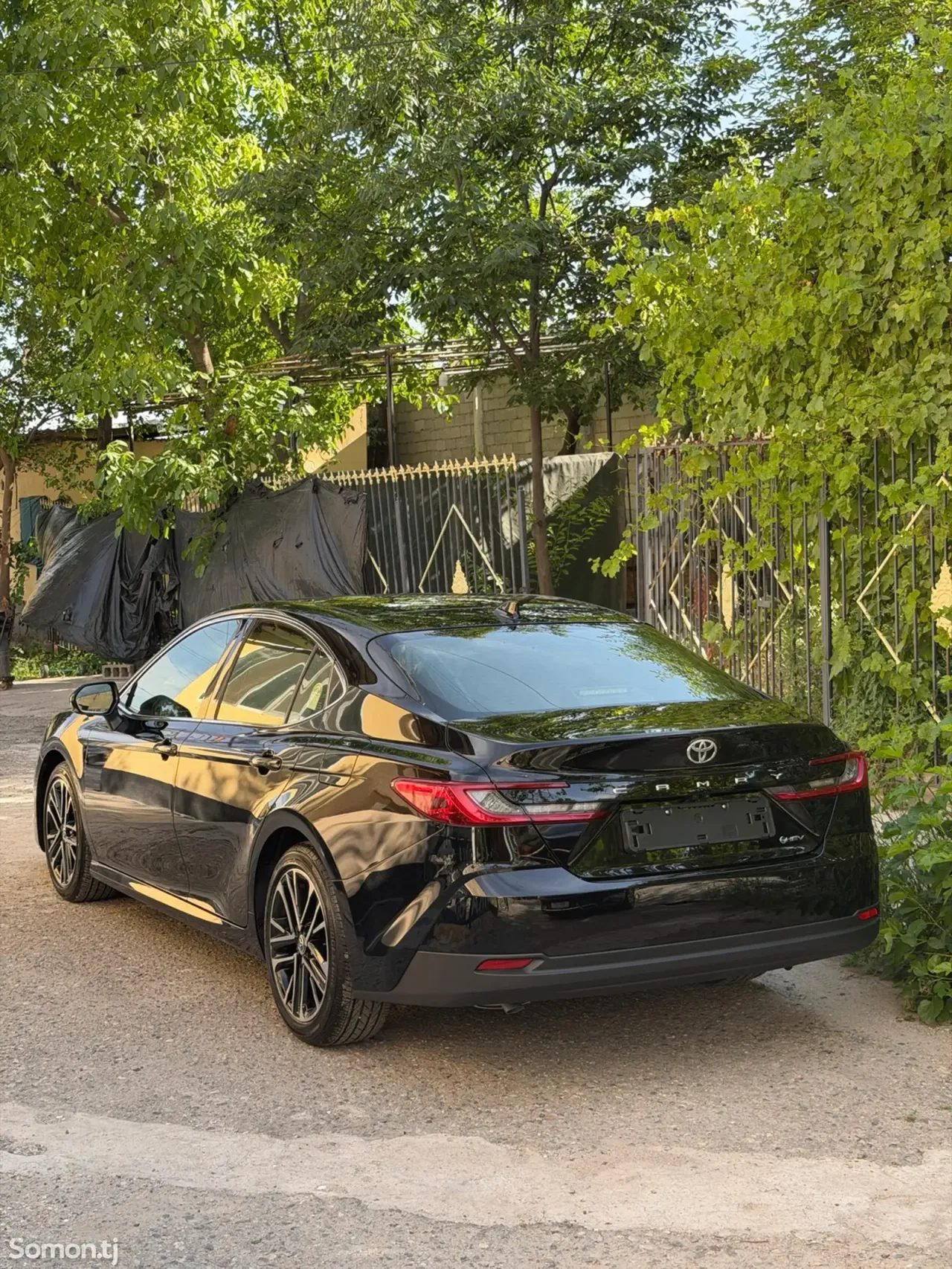 Toyota Camry 2026 · 2.5 AT