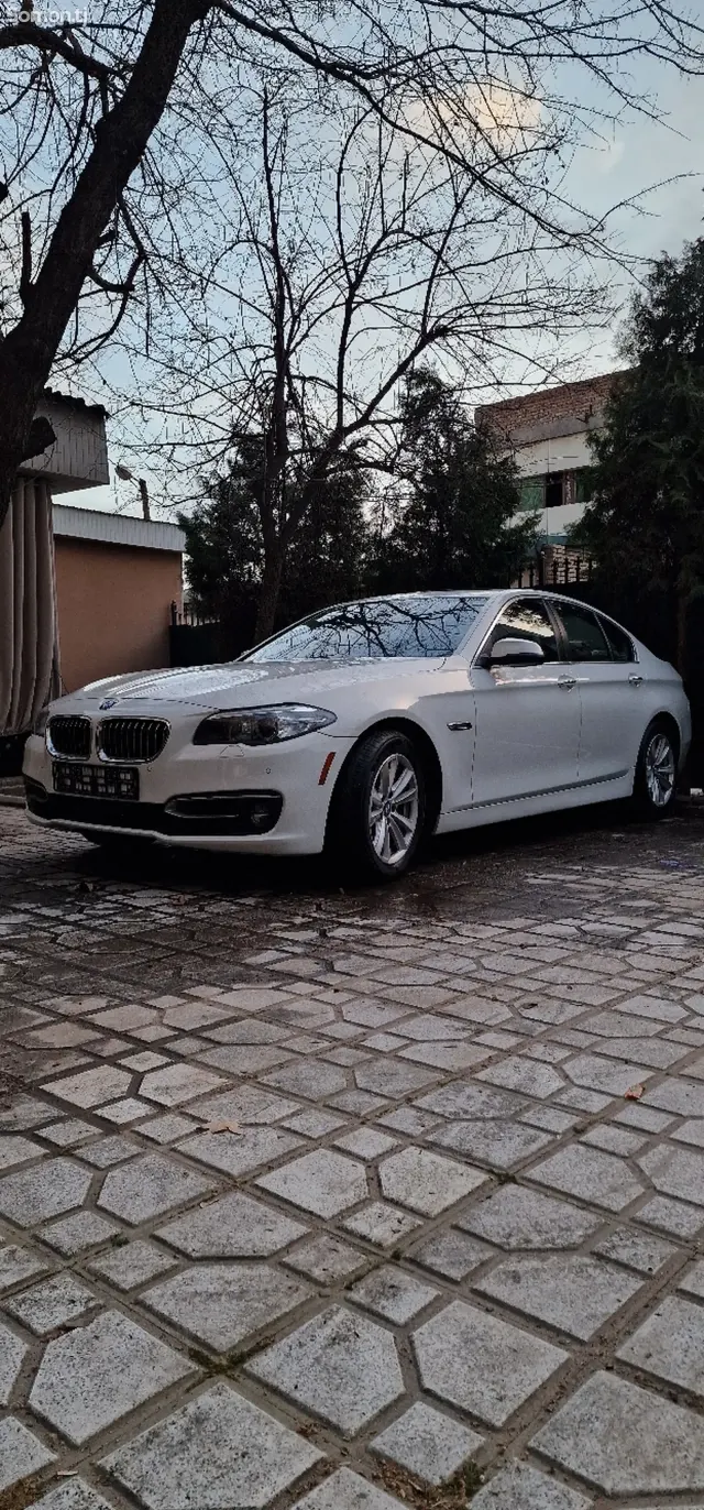 BMW 5 series 2015 · 2.8 AT