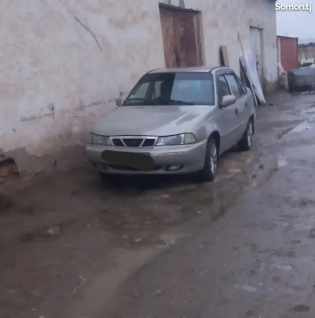 Daewoo Nexia 1995 · 1.6 MT
